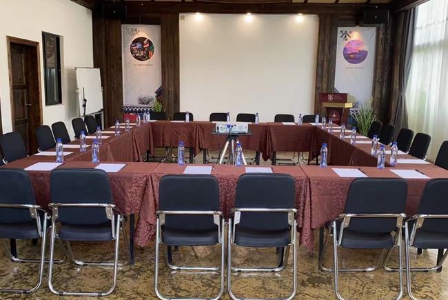 三舍綜藝民宿 客家小伙回鄉創業，讓傳統圍屋換新顏